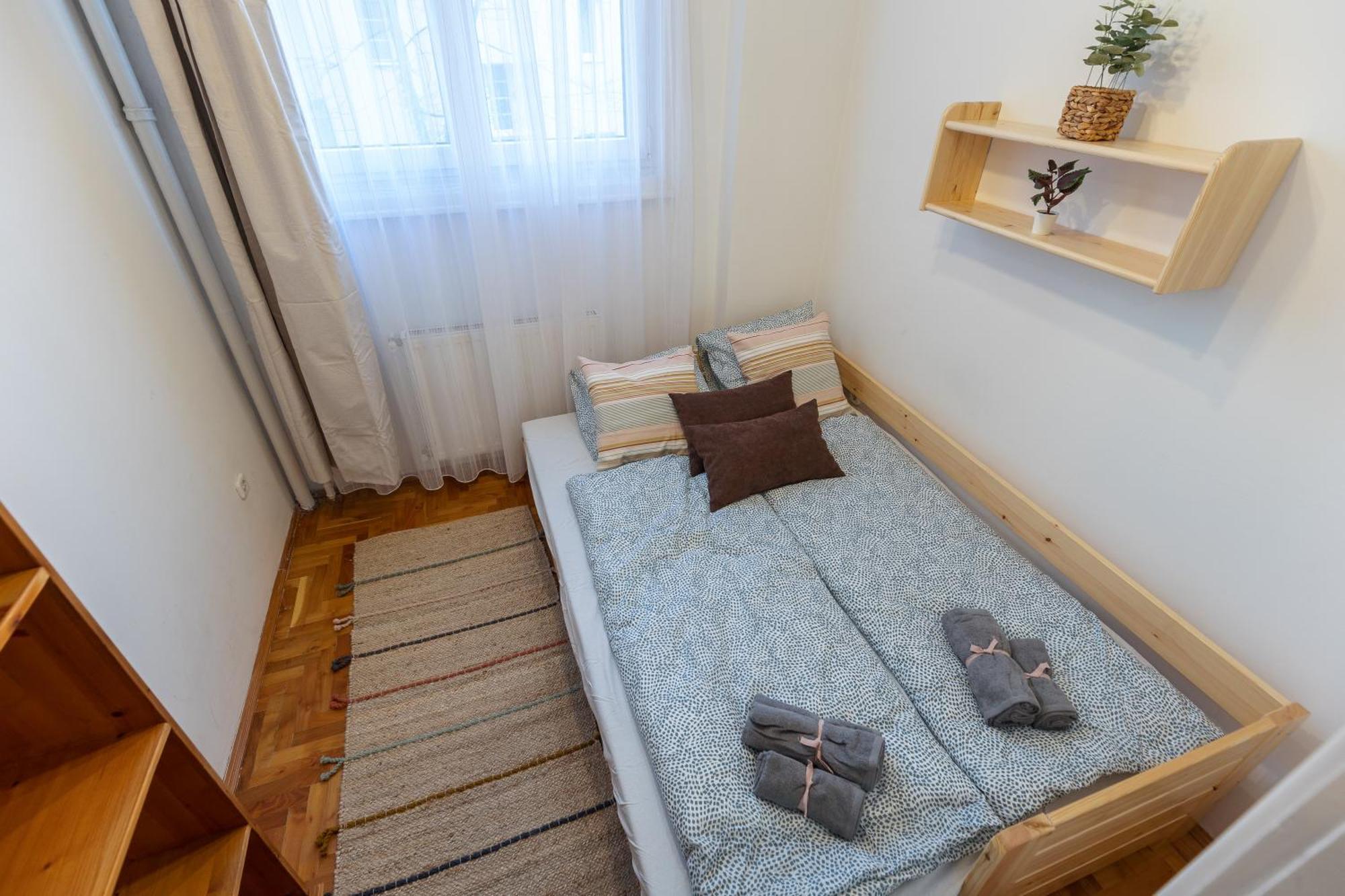 Bright & Spacious Riverside Apartment With Balcony Budapest Kültér fotó