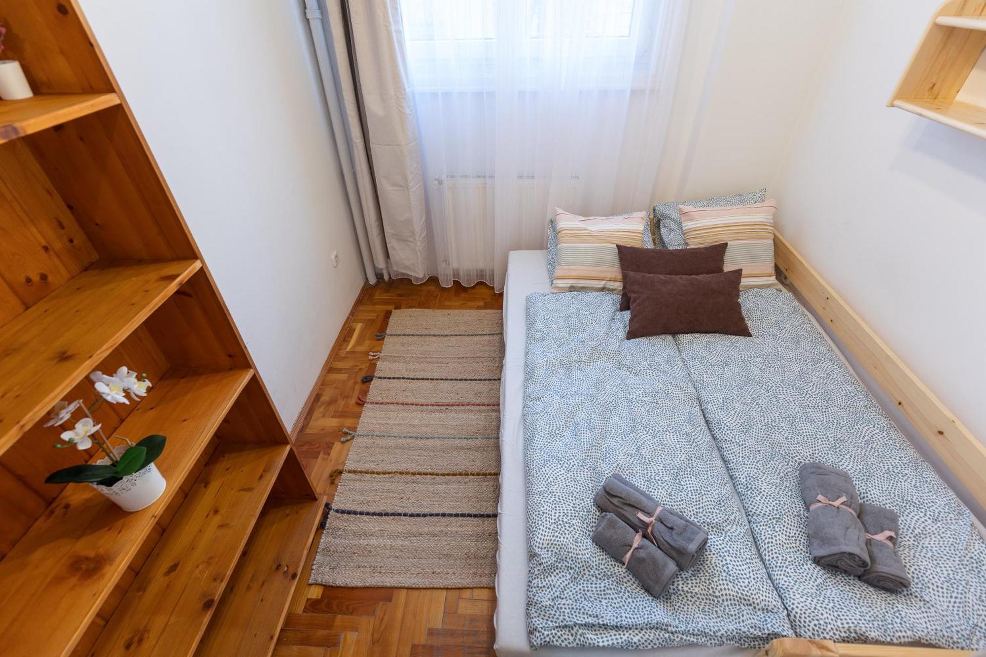 Bright & Spacious Riverside Apartment With Balcony Budapest Kültér fotó